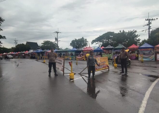 Polsek Ciamis Polres Ciamis Patroli Pengamanan Ke Lokasi Keramaian Warga Saat Waktu Ngabuburit