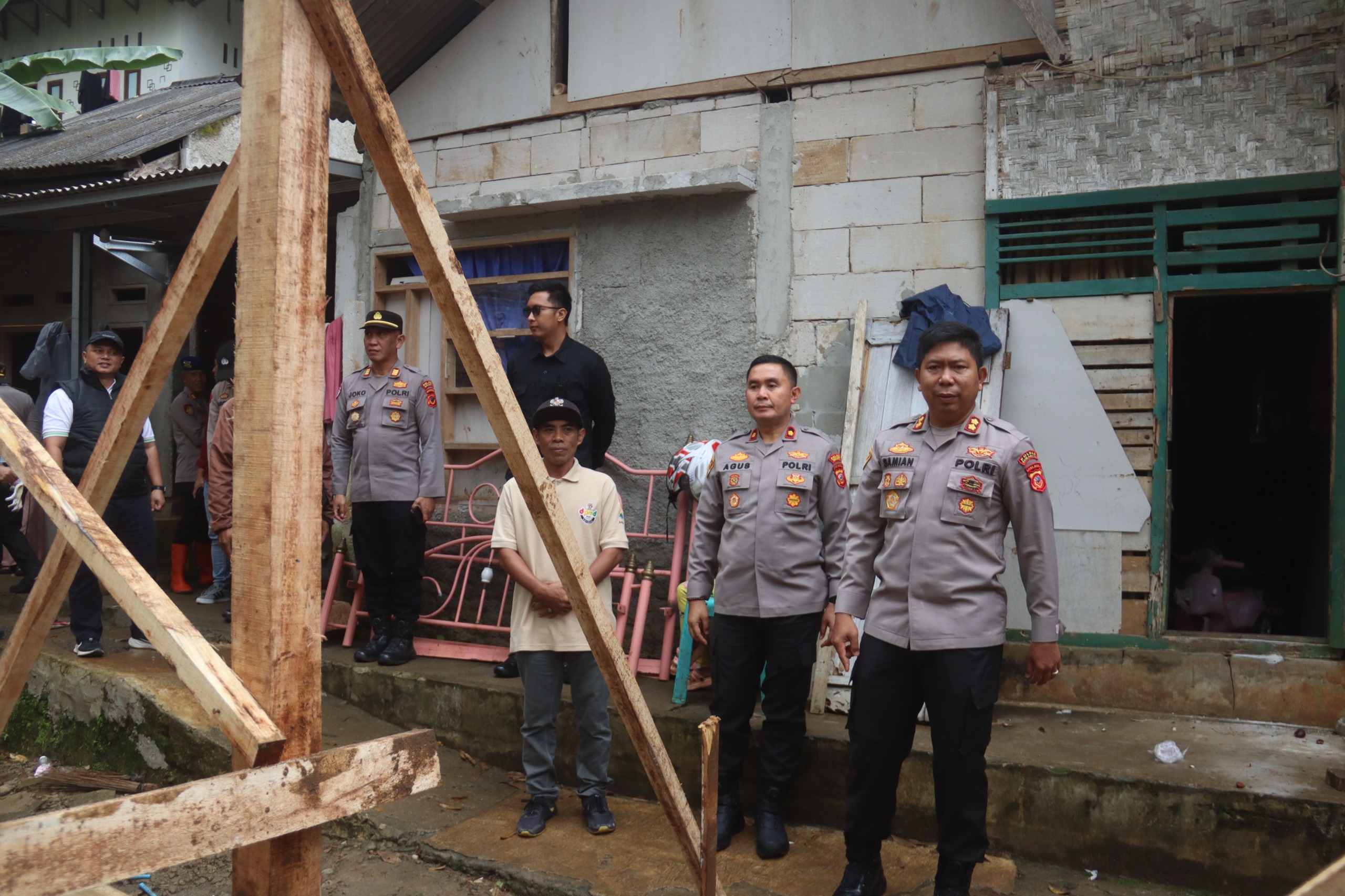 Polres Sukabumi Bangun Kembali 5 Rutilahu di Sukabumi