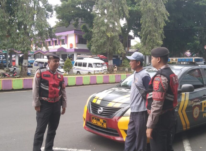 Cipkon Kamtibmas Ruang Publik, Samapta Polres Ciamis Patroli Turun ke Ruko Pasar Ciamis