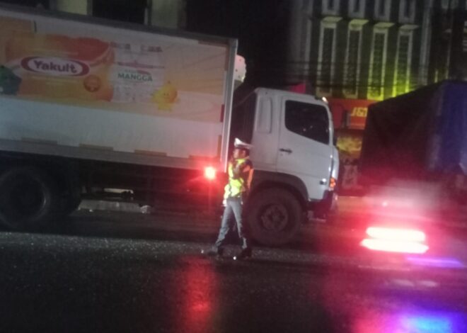 Polres Sukabumi Sigap Atasi Kemacetan di Cibadak