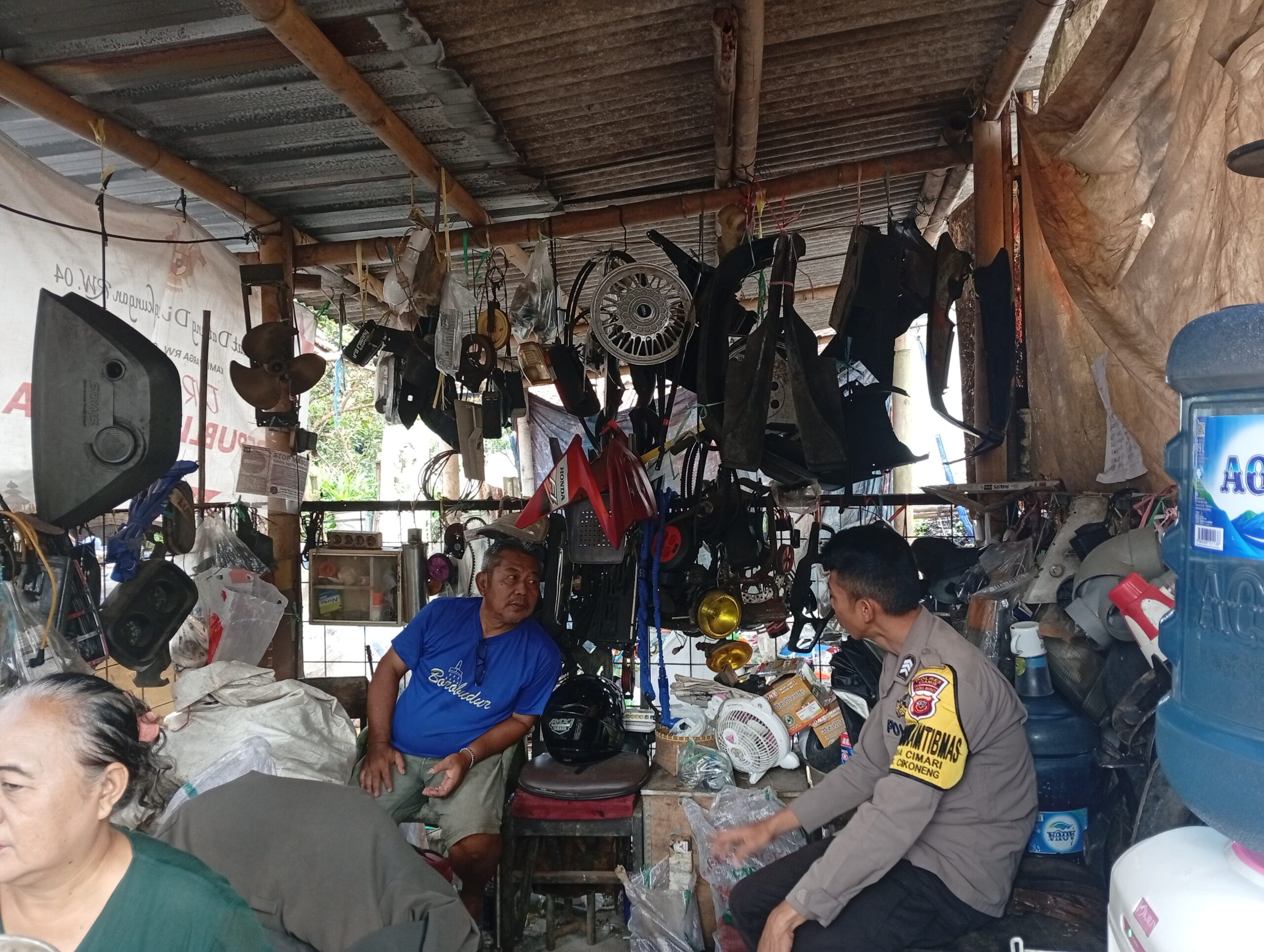 Perkuat Sinergitas, Polsek Cikoneng Polres Ciamis Koorkom ke Masyarakat Jalatrang Desa Cimari