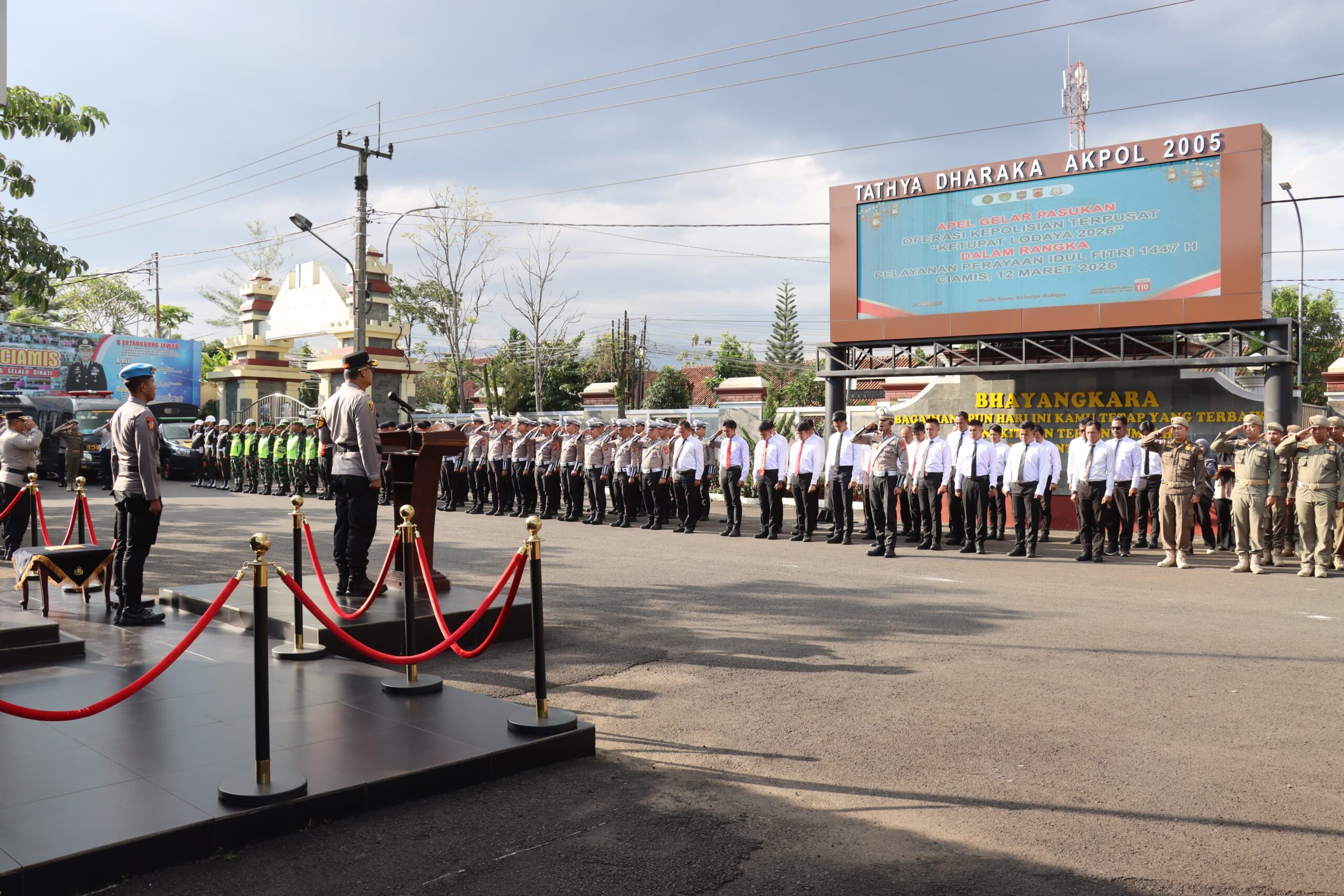 Polres Ciamis Gelar Apel Pasukan Ops Ketupat Lodaya 2026 untuk Pastikan Pengamanan Idul Fitri Berjalan Aman