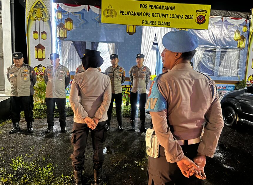 Polsek Kawali Gelar Apel Malam Pengecekan Personel Pos Pam dalam Rangka Ops Ketupat Lodaya 2026