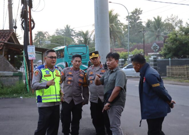 Kapolres Ciamis Tinjau Pospam Karangkamulyan, Pastikan Kesiapan Personel dan Kelancaran Arus Lalu Lintas