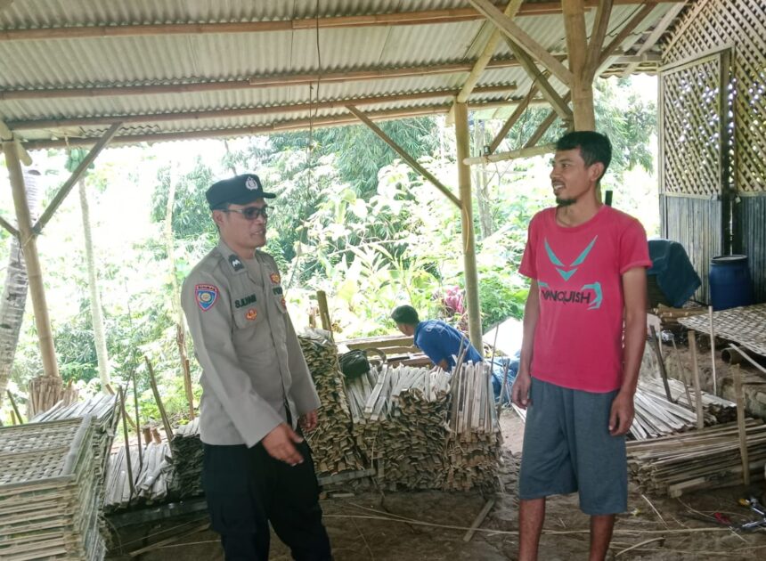 Polsek Ciamis Gencarkan Sambang dan Himbauan Kamtibmas, Perkuat Sinergi dengan Pelaku Usaha Lokal