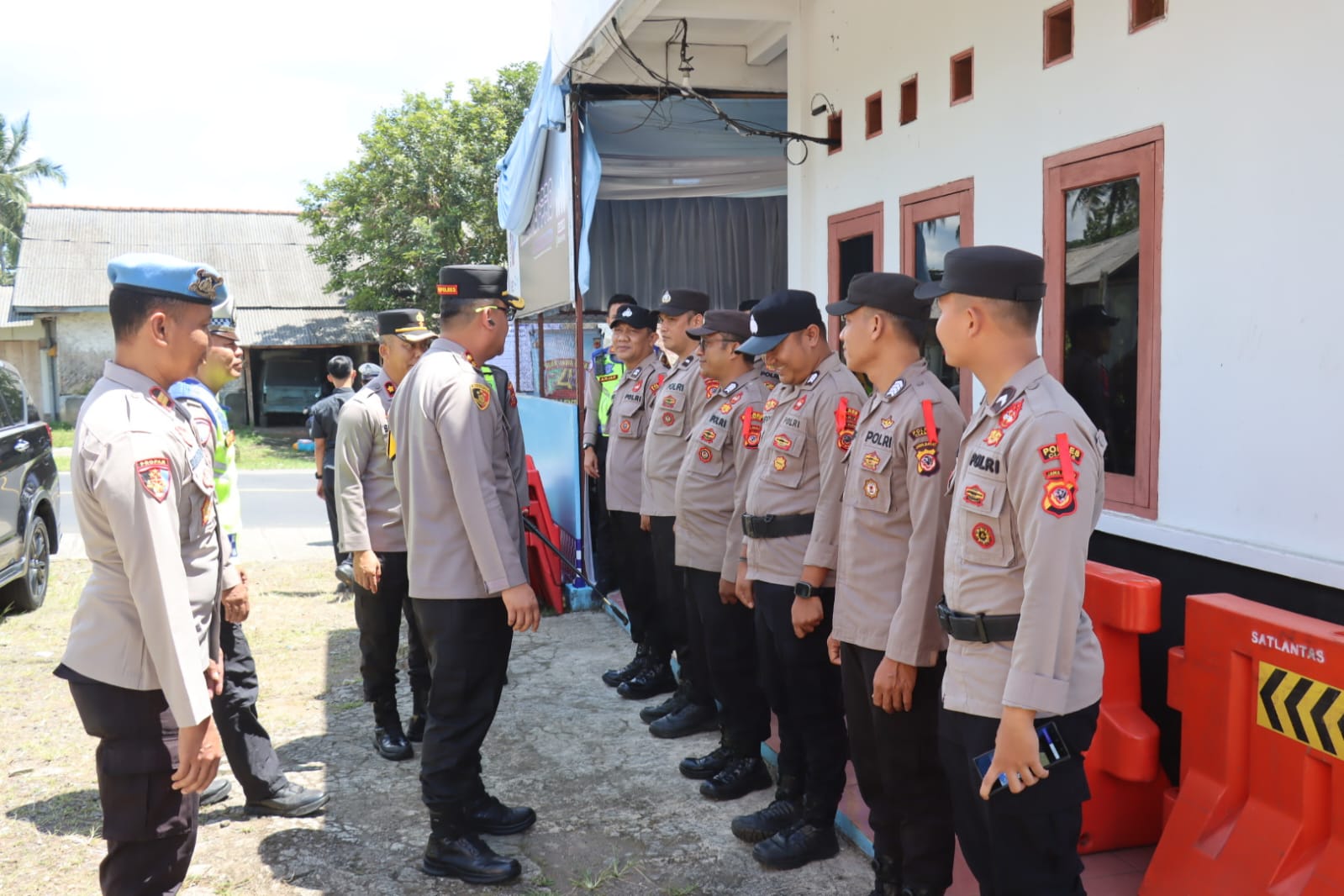 Kapolres Ciamis Lakukan Supervisi Pos Pam Cihaurbeuti, Pastikan Kesiapan Personel dan Pengamanan Ops Ketupat Lodaya 2026