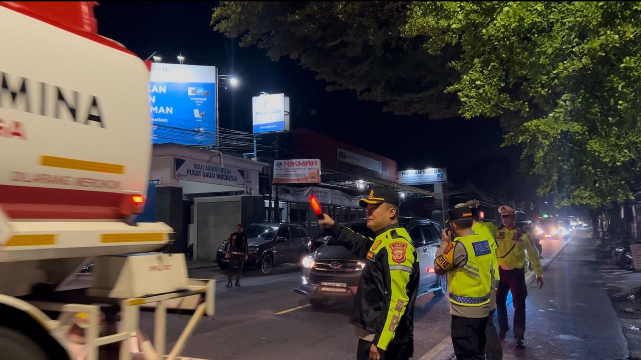 Kapolres Ciamis Pimpin Langsung Pengaturan Arus Lalu Lintas di Jalur Nasional 3