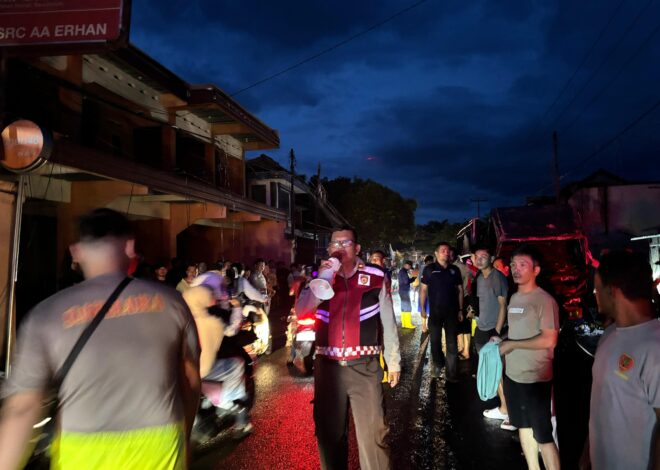 Truk LPG Terbakar di Citarik, Polisi dan Damkar Gerak Cepat Atur Lintas dan Padamkan Api