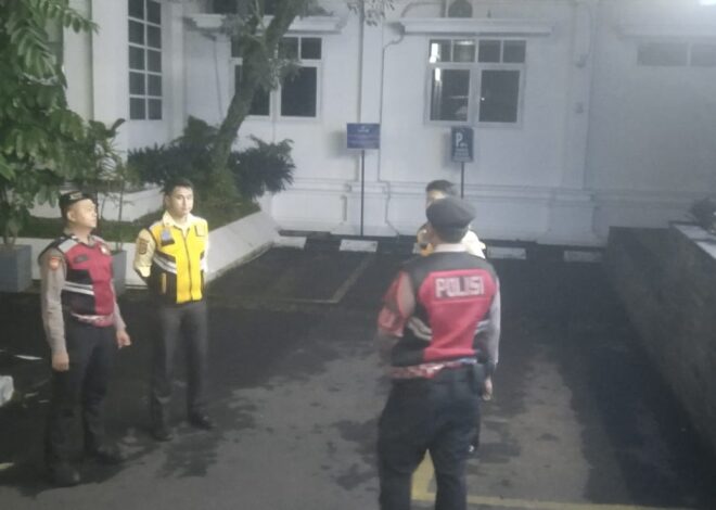 Jaga Harkamtibmas, Sat Samapta Polres Ciamis Patroli ke Area Perbankan Saat Libur Lebaran 2026