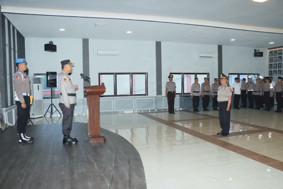 Kapolres Ciamis Pimpin Upacara Korp Raport Kenaikan Pangkat Pengabdian, Tegaskan Profesionalitas dan Pelayanan Polri