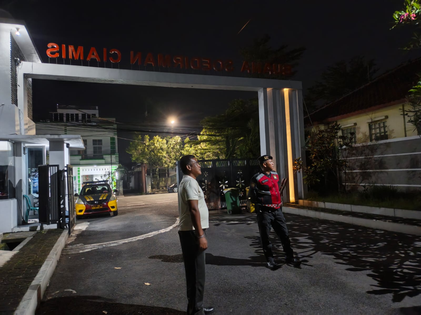 Patroli Dialogis Sat Samapta Polres Ciamis di Perumahan Buana Sudirman, Wujud Kehadiran Polisi Jaga Kamtibmas Malam Hari