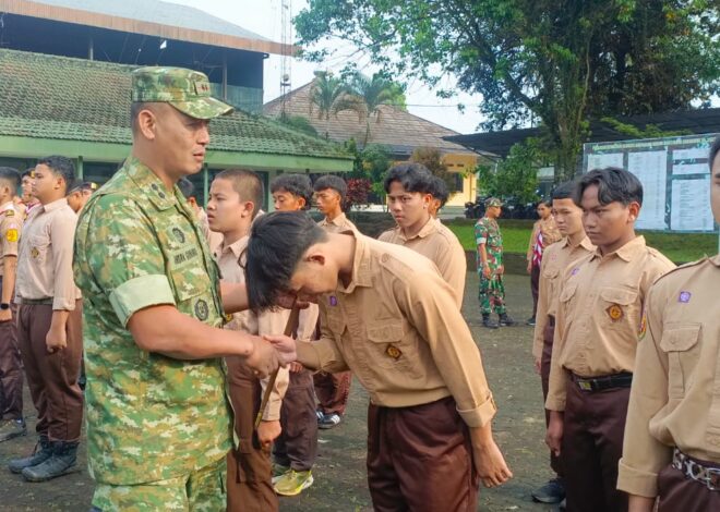 Pembinaan Korp Kadet 2026 Dimulai, Dandim 0607/Kota Sukabumi Lepas 40 Peserta Terpilih.