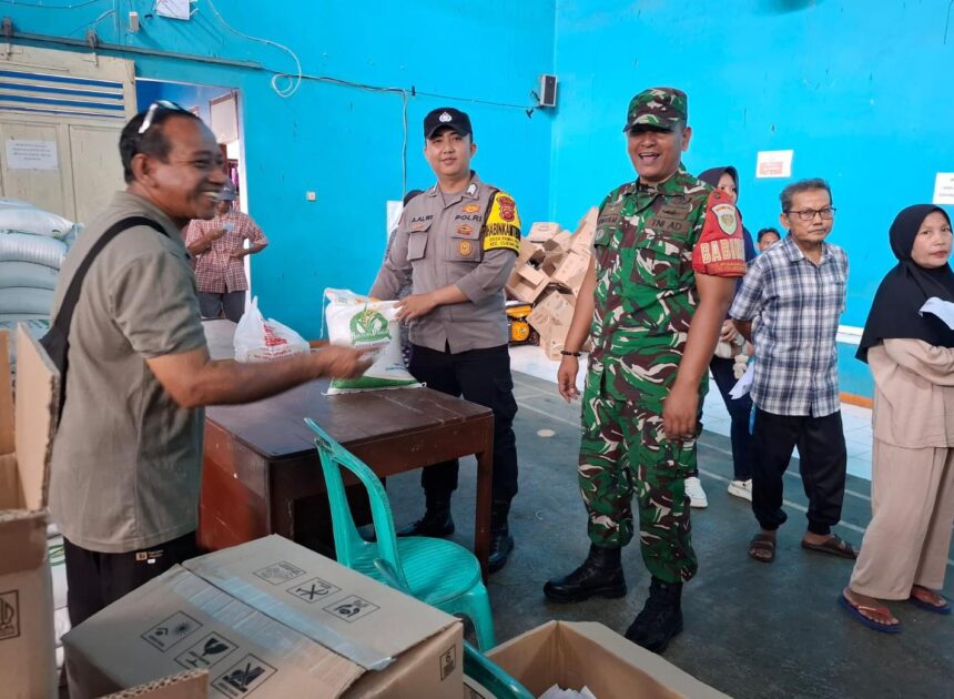 Peran Polri Kawal Bantuan Pangan, Bhabinkamtibmas Polsek Cijeungjing Pastikan Penyaluran Tepat Sasaran di Desa Pamalayan