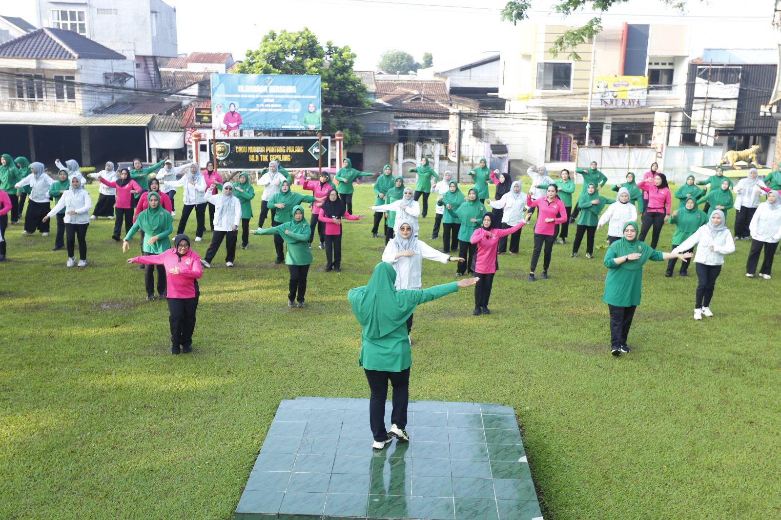 Kebersamaan dalam Gerak, Tiga Organisasi Wanita Sukabumi Satukan Energi Lewat Olahraga.