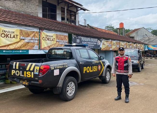 Polsek Sukadana Sambangi Pasar, Jaga Stabilitas Harga dan Kamtibmas di Wilayah Sukadana