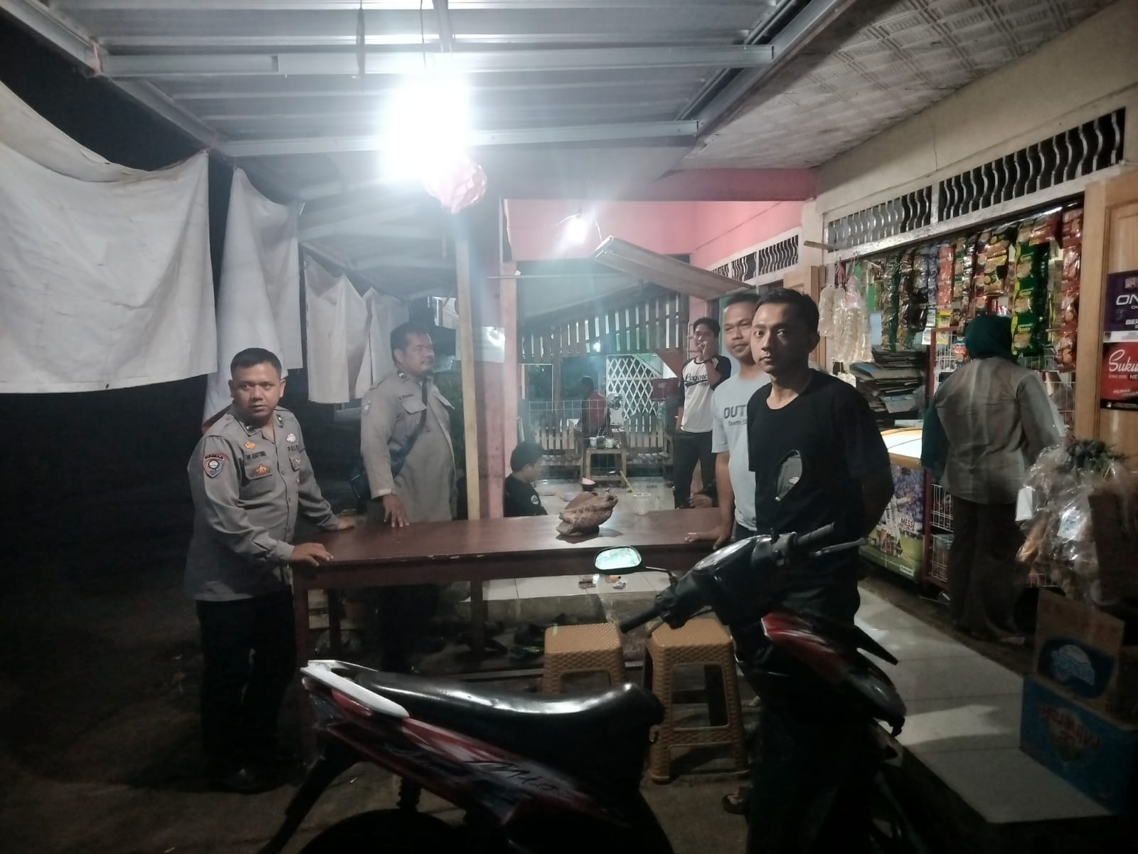Polsek Rajadesa Gencarkan KRYD Malam Hari, Polisi Hadirkan Rasa Aman di Permukiman dan Pusat Keramaian