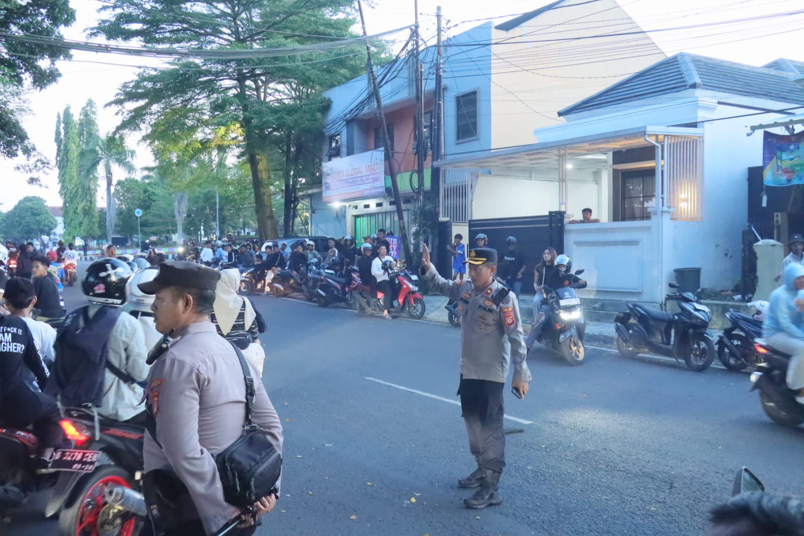 Polres Ciamis Perketat Pengamanan Nonton Bareng Persija Vs Persib, Suporter Nikmati Pertandingan dengan Aman dan Kondusif