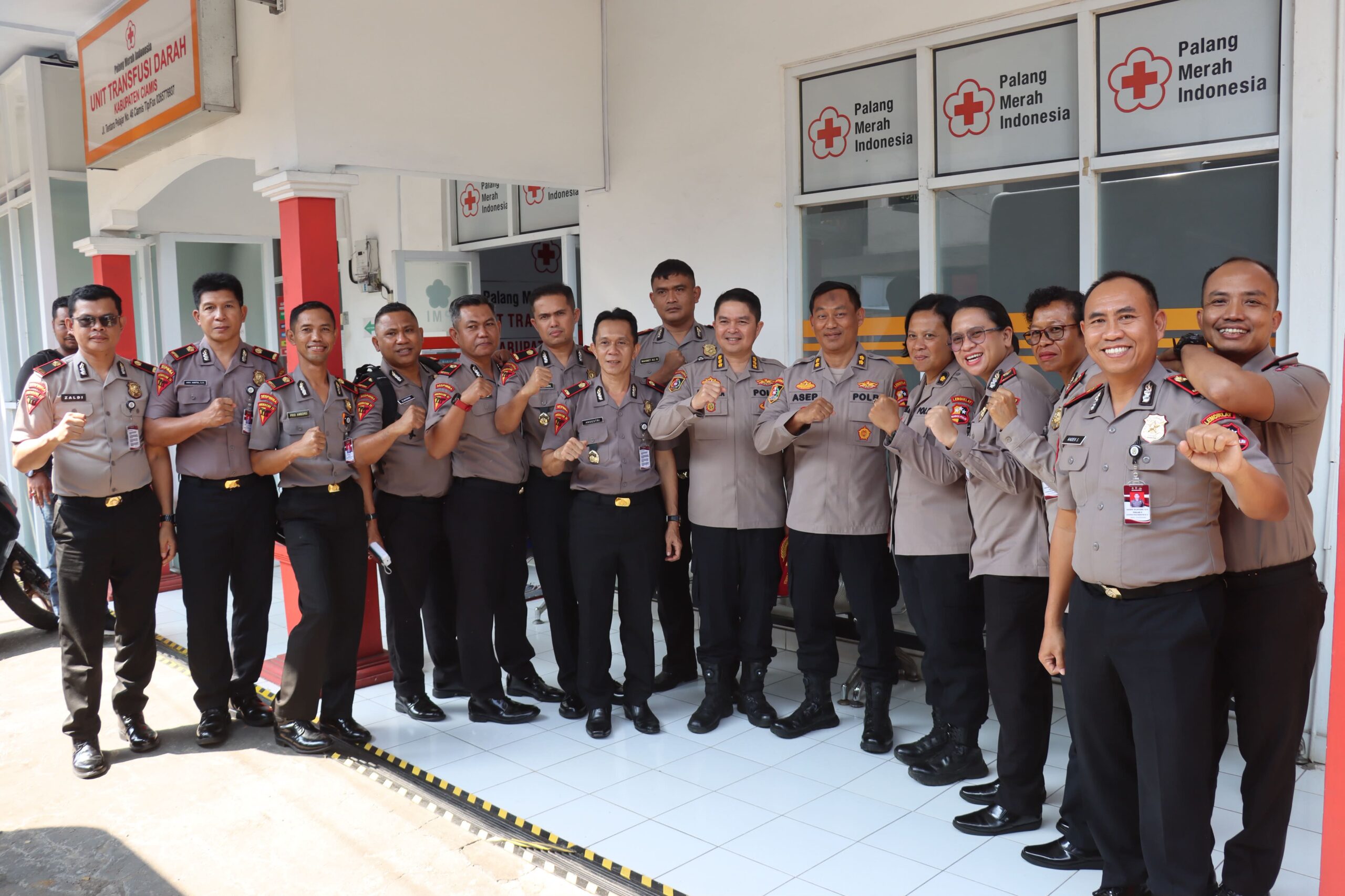 PKP SESPIMMA POLRI ANGKATAN KE-75 DIISI KEGIATAN DONOR DARAH DI POLRES CIAMIS