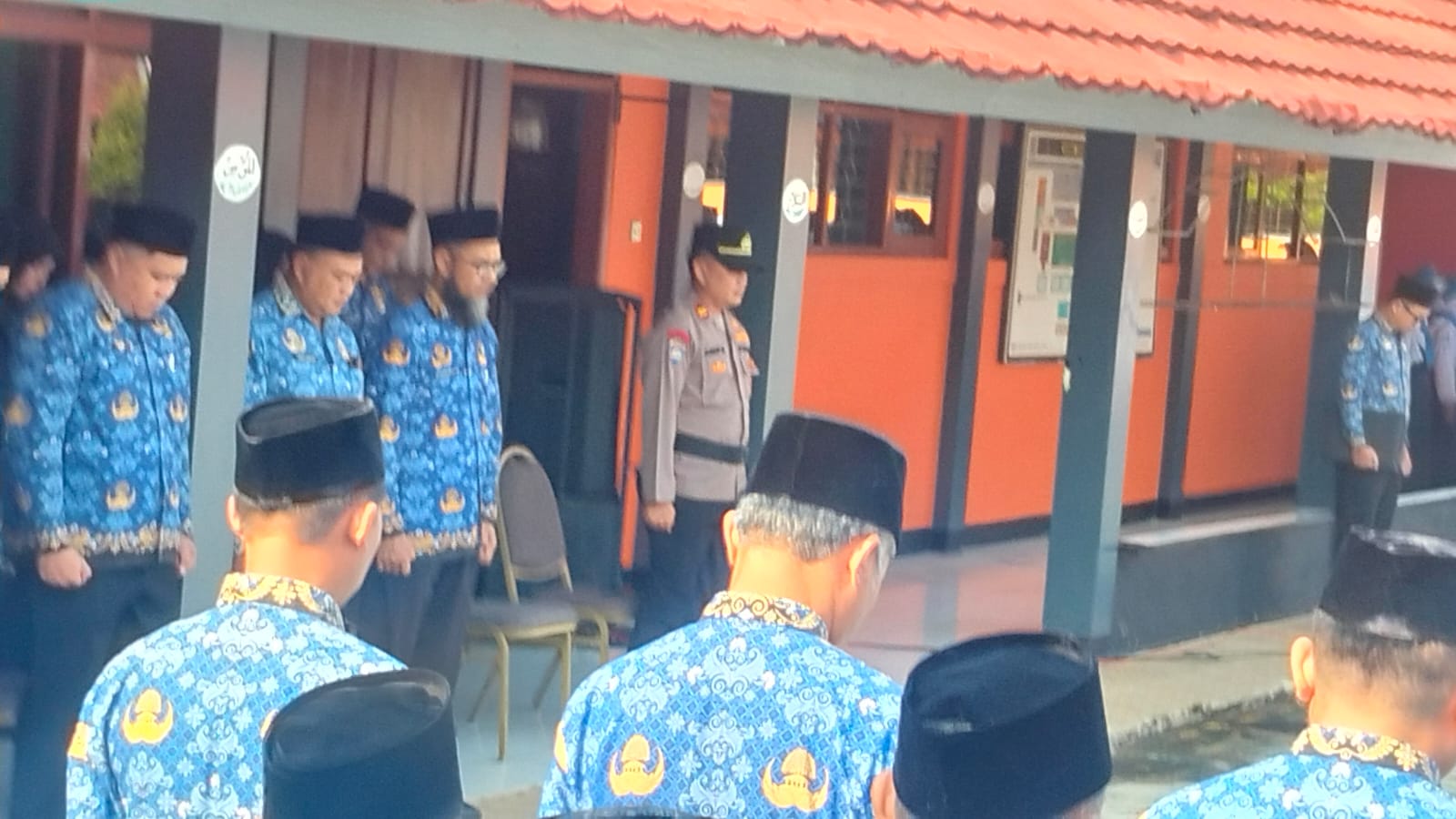 Harkitnas, Polsek Cikoneng Ikuti Upacara Bendera Merah Putih di Tingkat Kecamatan