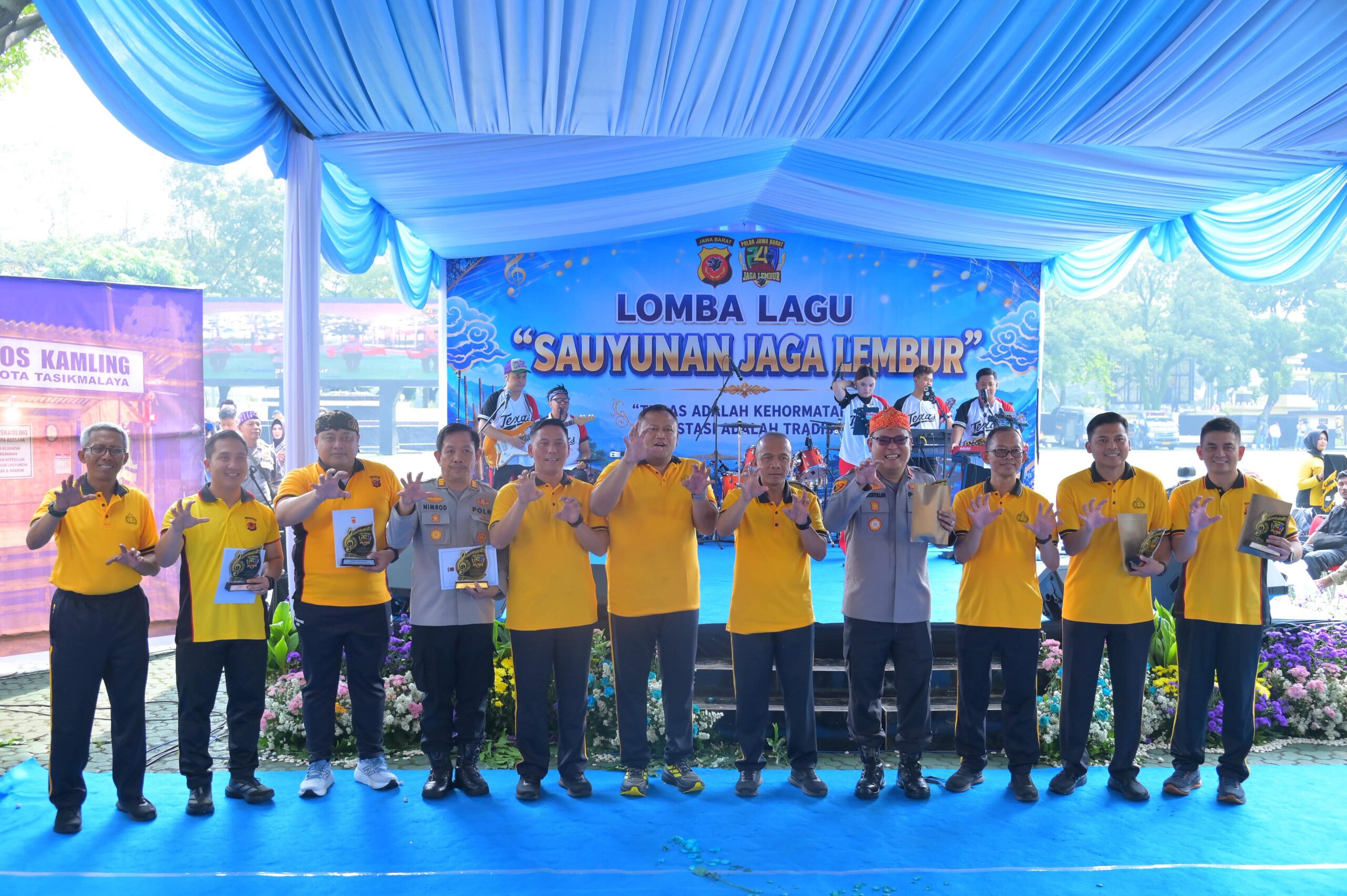 Sejarah Pertama Polres Ciamis Memenangkan Juara di Tingkat Polda Jabar. Raih Juara 1 Lomba Aransemen Lagu “Sauyunan Jaga Lembur”