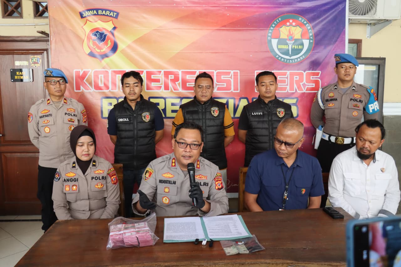 Polres Ciamis Bongkar Modus Penipuan Berkedok Dana Hibah Miliaran, Kapolres Ciamis Pastikan Penegakan Hukum Tegas dan Imbau Masyarakat Lebih Waspada