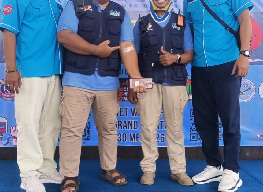 Jajaran satuan komunikasi POKDAR Kamtibmas bhayangkara Family hadiri Giat Donor DarahI Bareng PMI Bekasi