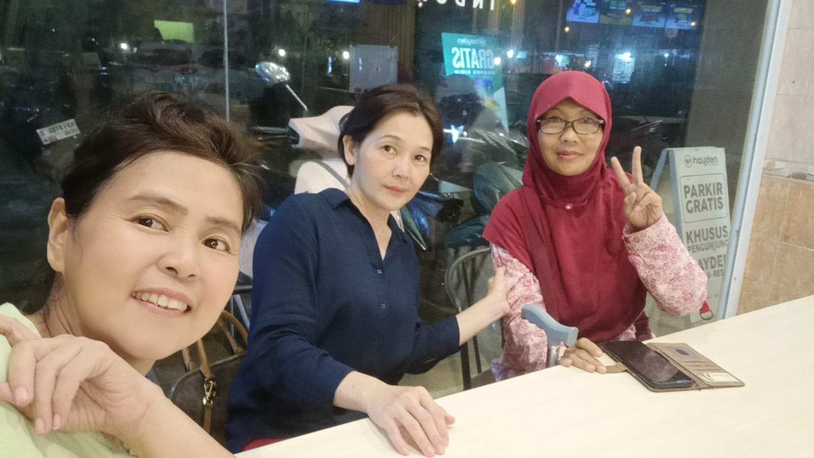 Jasa Wedding Pria Taiwan Hinga Pengadaan Alat Berat: Lika-liku Evi Bangun Bisnis