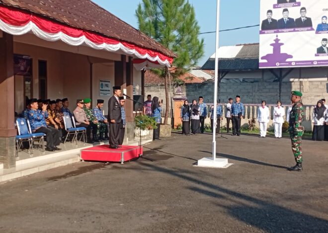 Sinergitas Polri dan Pemerintah, Polsek Cikoneng Ikut Meriahkan Semarak Hari Jadi Kabupaten Ciamis