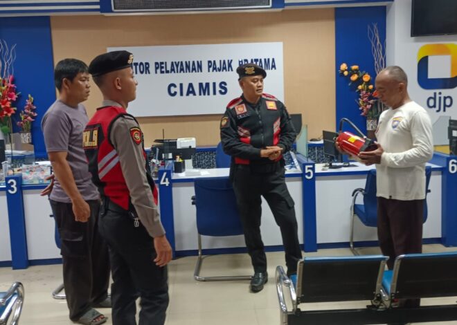 Patroli Biru Sat Samapta Polres Ciamis Perketat Pengamanan Objek Vital Pada Malam Hari