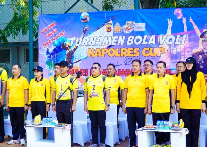 Turnamen Bola Voli Kapolres Cup Meriahkan Hari Bhayangkara ke-80 di GOR Panatayuda