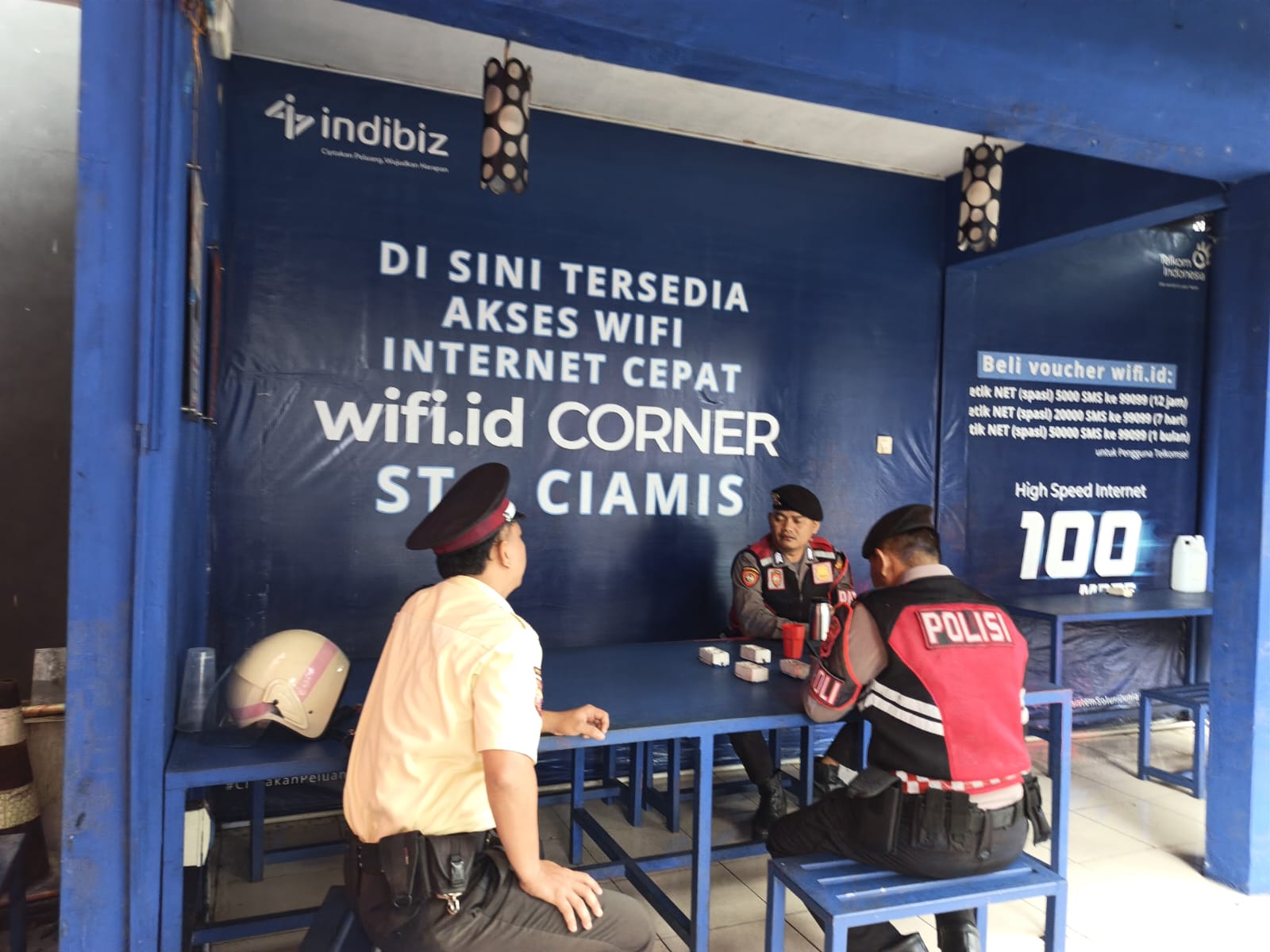 Patroli Dialogis Sat Samapta Polres Ciamis Tingkatkan Kehadiran Polisi dan Ciptakan Rasa Aman di Tengah Masyarakat