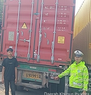 Kecelakaan Maut di Cilincing, Pengendara Motor Tewas Terlindas Truk Trailer
