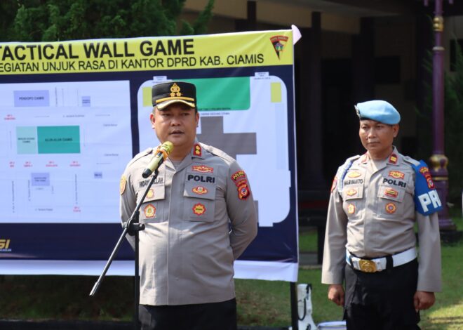 Kapolres Ciamis Pimpin Apel Pengamanan Aksi Unjuk Rasa, Tekankan Pelayanan Humanis dan Persuasif kepada Masyarakat