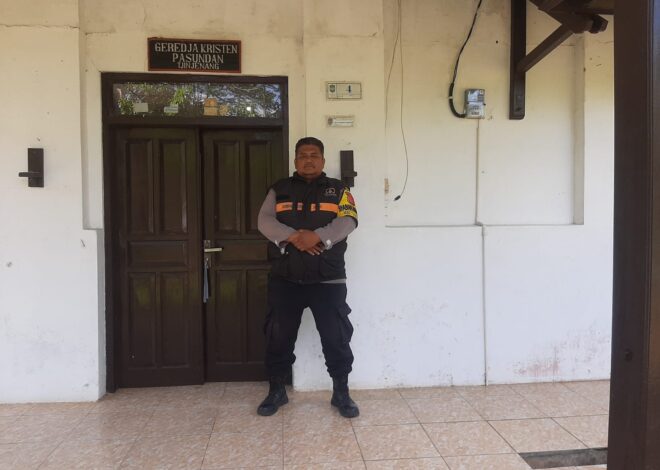 Polsek Cisaga Polres Ciamis Monitoring dan Amankan Kegiatan Ibadah Minggu di Gereja
