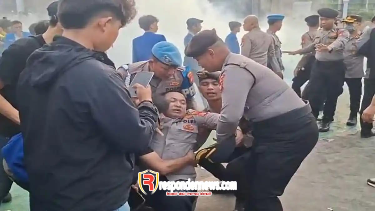 Aksi Heroik Berujung Luka: AKBP Adri Patah Tulang Demi Redam Demo DPR – Turun Padamkan Api Sendiri, AKBP Adri Terjatuh dan Patah Lutut