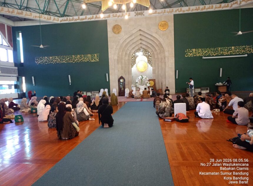 Akad Nikah Gibran & Gina di Masjid Al-Ukhuwah Bale Kota Bandung Berlangsung Khidmat dan Sederhana