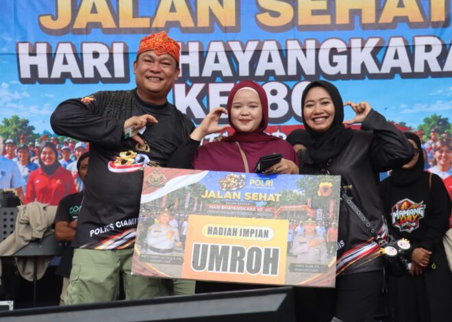 Polres Ciamis Gelar Jalan Sehat Hari Bhayangkara Ke-80, Perkuat Kedekatan Polri Bersama Masyarakat