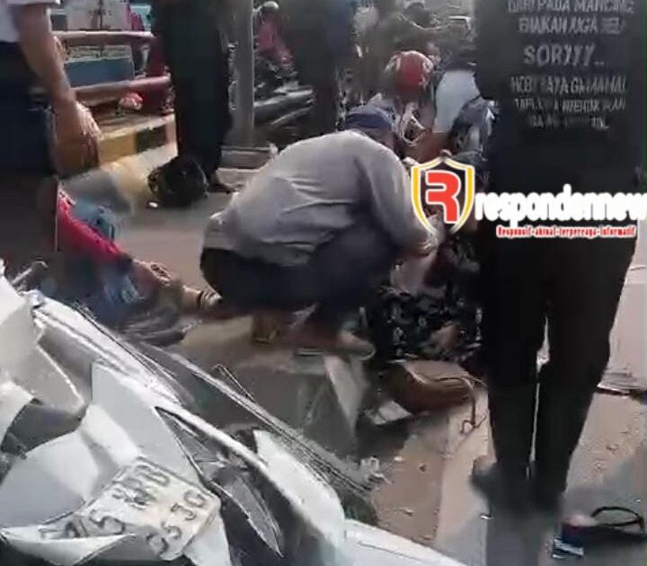 Diduga rem blong truk wing box menabrak sejumlah motor di simpang Unisma Bekasi timur , 1 tewas