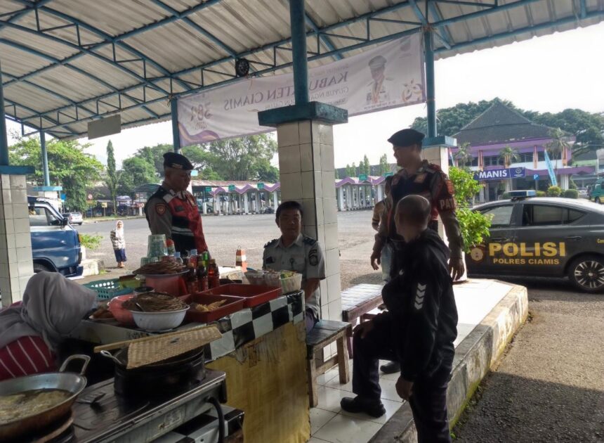 Berantas Aksi Premanisme, Sat Samapta Polres Ciamis Patroli Dialogi ke Kawasan Terminal Ciamis