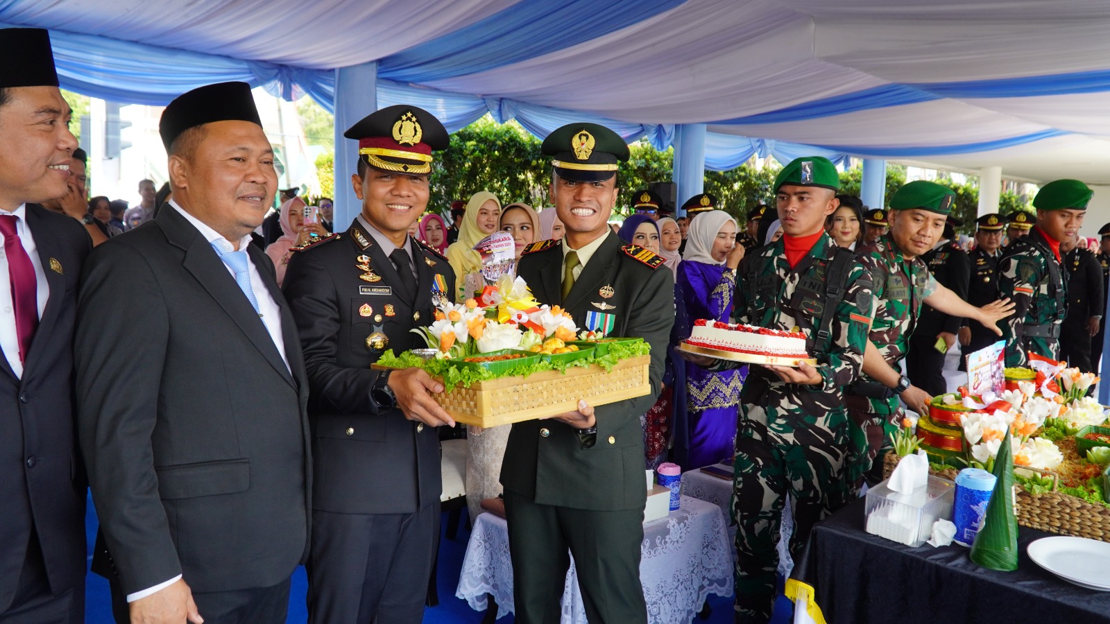 Polres Karawang Gelar Upacara Peringatan Hari Bhayangkara ke-80