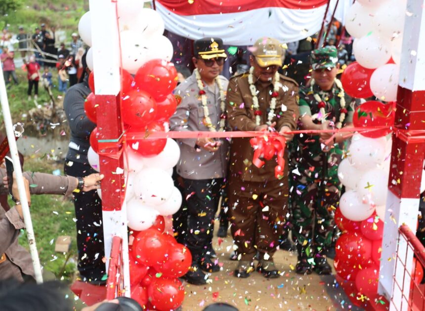 Dandim 0607/Kota Sukabumi Hadiri Peresmian Jembatan Gantung PRIMA JANTAKE, Dorong Konektivitas dan Wisata Desa