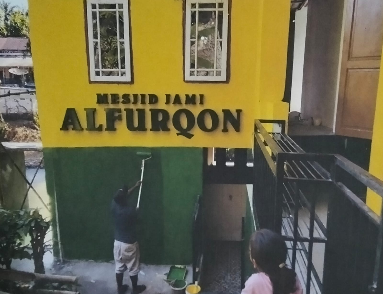 Warga dan Donatur Gotong Royong Bangun Mejelis Mesjid Jamie Al Furqon, Panitia Ucapkan