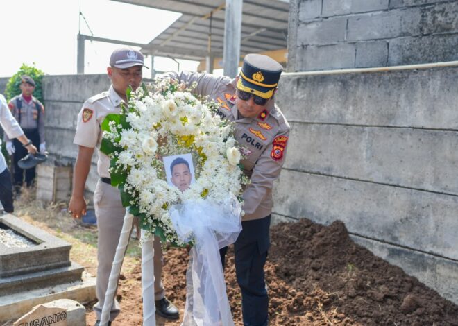 Personel Satreskrim Polres Karawang Berpulang, Kapolres Pimpin Ucapan Duka