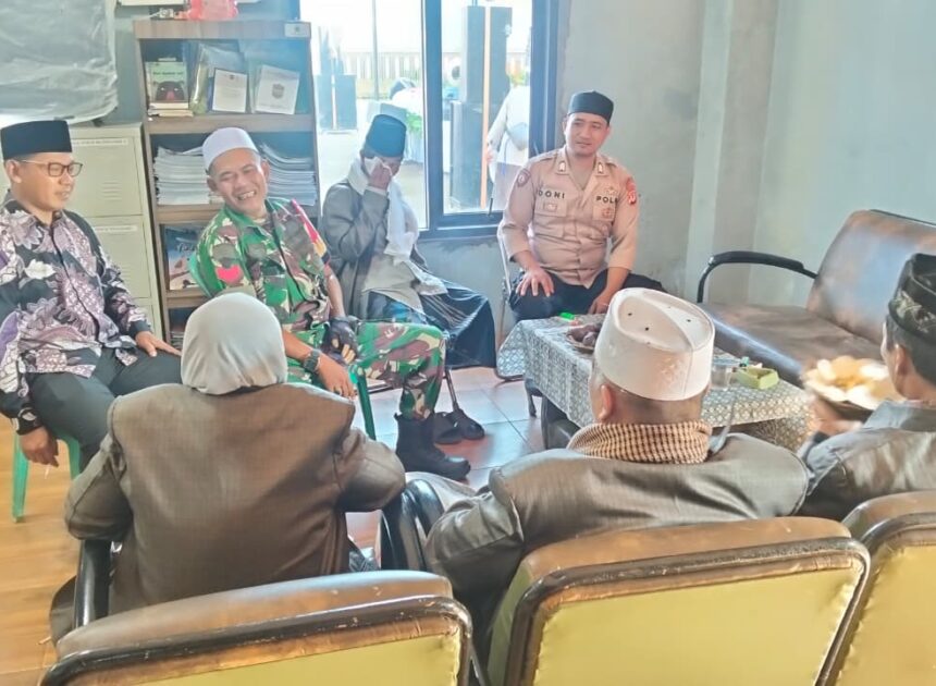 Perkuat Sinergitas, Polsek Panjalu Polres Ciamis Koorkom ke Tokoh Agama Hujungtiwu