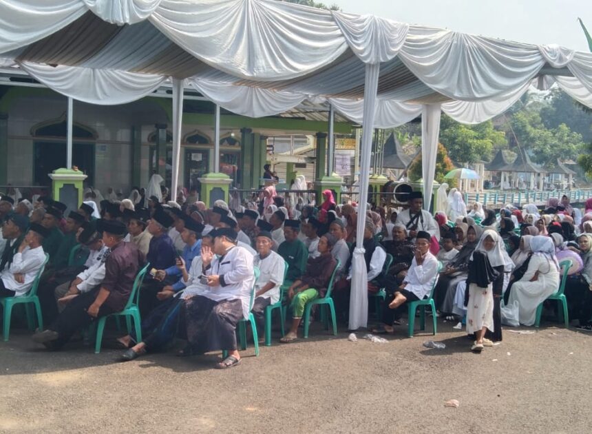 Bhabinkamtibmas Polsek Kawali Amankan Gebyar Muharam 1448 H, Polri Dukung Syiar Islam dan Jaga Kondusivitas Kamtibmas