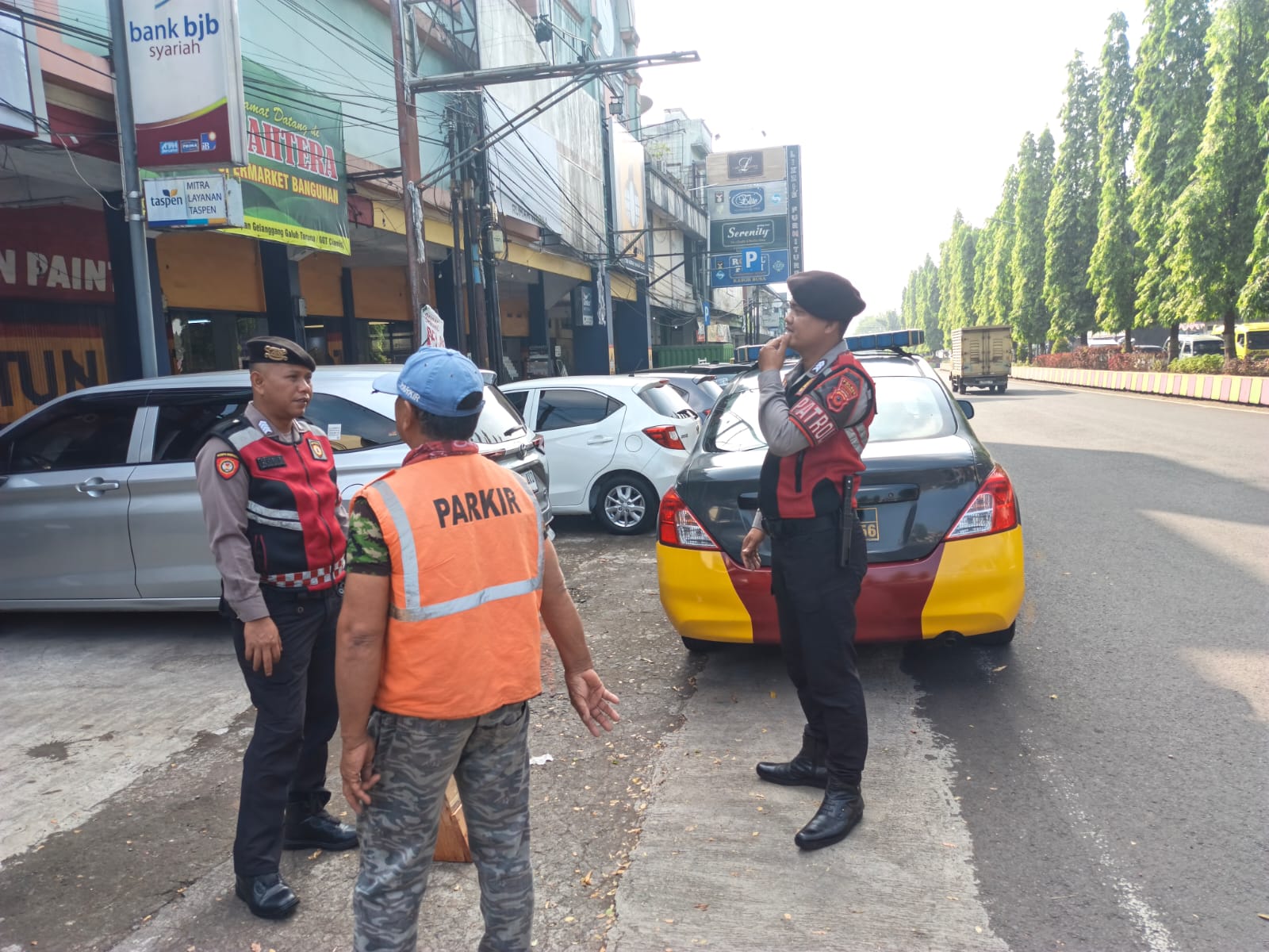 Sat Samapta Polres Ciamis Intensifkan Patroli Dialogis, Hadir Jaga Keamanan di Jalan Letnan Samuji