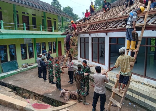 Polsek Kawali Perkuat Sinergitas TNI-Polri Melalui Bakti Sosial Pemugaran Masjid, Wujud Nyata Kepedulian kepada Masyarakat