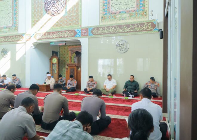 Dai Kamtibmas Polres Karawang Beri Tausiyah di Binrohtal: Hidup di Dunia Harus Bermanfaat agar Akhir Husnul Khatimah