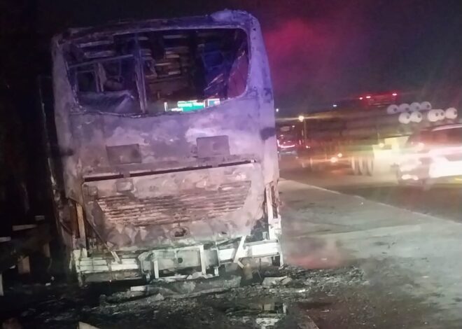 Microbus Terbakar di Tol Jakarta-Cikampek KM 55, Polres Karawang Pastikan Tidak Ada Korban Jiwa