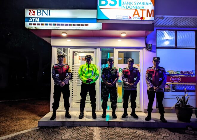 Berikan Rasa Nyaman, Polsek Cihaurbeuti Polres Ciamis Intens Patroli Biru di Malam Hari